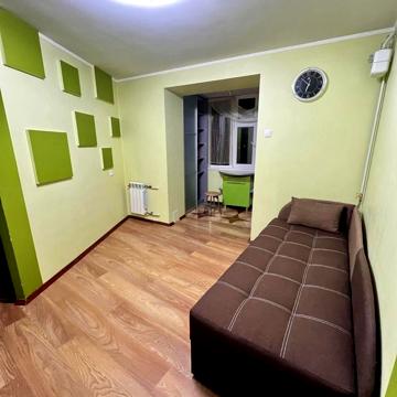 Соборна вул., 414а