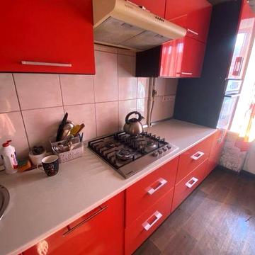 Продам 3 кімнатну квартиру в центрі міста з ремонтом