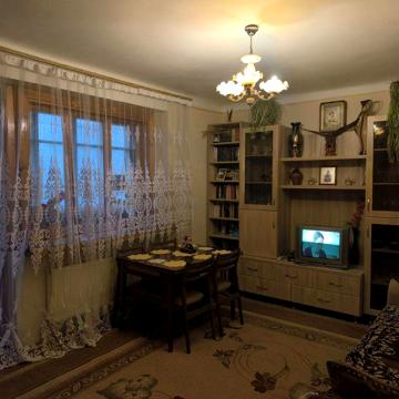 БОЯРКА!Продам 2-х комнатную квартиру 49м2 в районе Лесхоза!