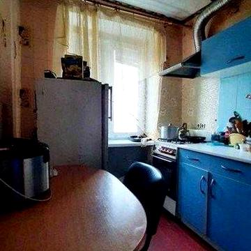 Центр, у продажу однокімнатна квартира