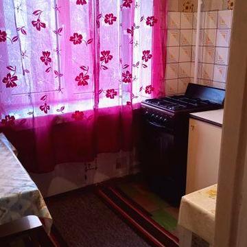 Сдам 2-х комнатную квартиру срочно