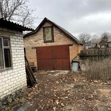 Продам дом в центрі селища Цвіткове