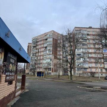 Продам 1-кімнатну квартиру в м. Лозова, 6-й мікрорайон