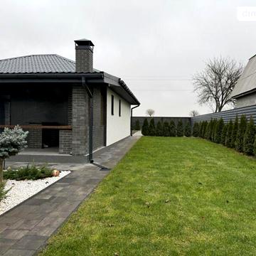 Продаж 3к Дім Миру вулиця