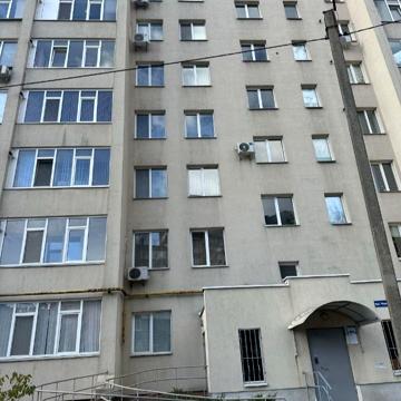 Героїв Крут вул. (Черепіна), 42