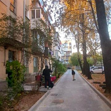 Окружна вул., 49