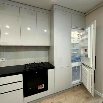 Продам однокімнату укомплектовпну квартиру в новобудові
