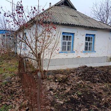 Продам будинок, в селі Іванівка Ставищенський район Київської області.