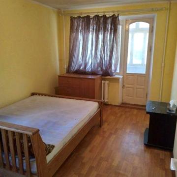 Сдам на 10 человек  5 этаж  4 х к к квартиру