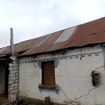 Продам будинок з комунікаціями
