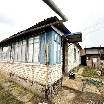 Продається житловий будинок в місті Бобровиця