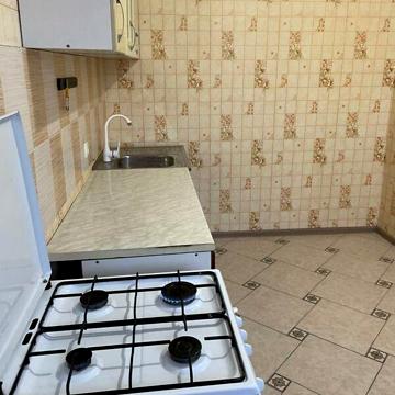 Продаж 1к Квартира Крайня вулиця
