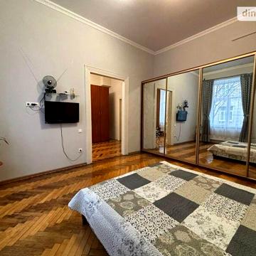 Довгострокова оренда 2к Квартира Хорватська вулиця