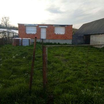 Продам недобудований будинок