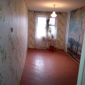 Продам квартиру в Новомосковске на Леваневского