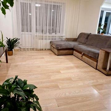 Продаж 4к Квартира Космонавтів вулиця