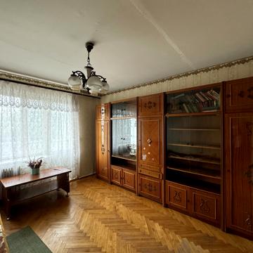 15 Квітня вул., 7