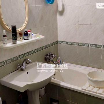 Продаж 2к Дім Горіхова вулиця