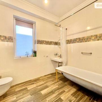 Продаж 3к Дім Благовісна вулиця