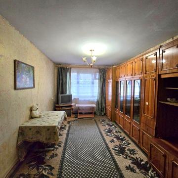 Бюджетна 2 кім. квартира біля АТБ - 173 квартал