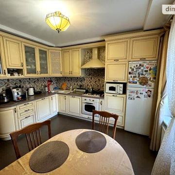 Продажа 3к квартира Першотравневий провулок