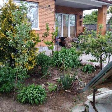 Під Києвом свій дім в Тарасівка. Гарне розташування. Безпечне місце.