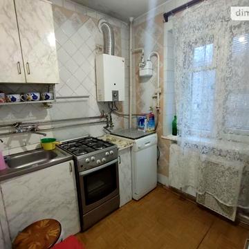 Продажа 2к квартира 600-річчя вулиця