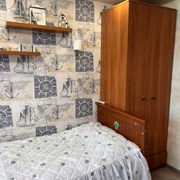 Довгострокова оренда 4к Квартира вул. Шкільна