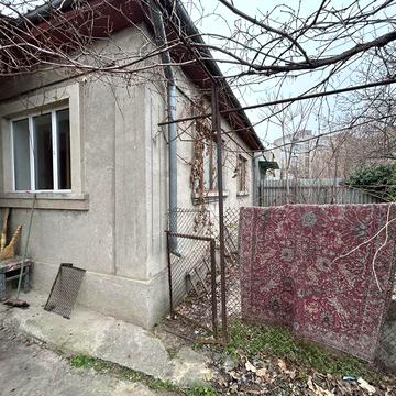 Продам дом в районе Победы