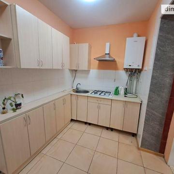 Продаж 3к Квартира вул. Михайлівська