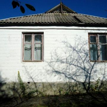 Будинок дача чекає на дбайливого господаря. смт. Стеблів