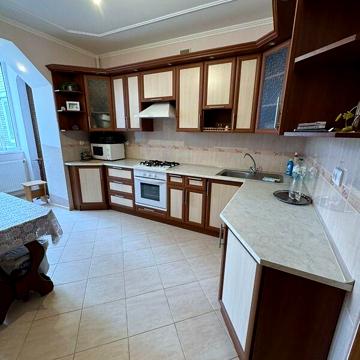 Продаж 2к Квартира просп. Злуки