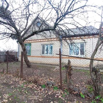 Продам півбудинку в Орлівщині