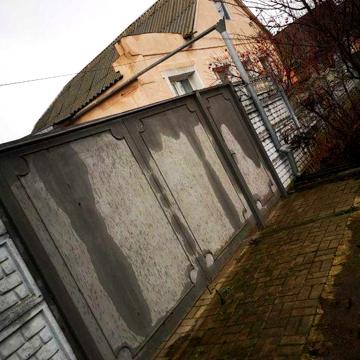 Продається сімейний будинок