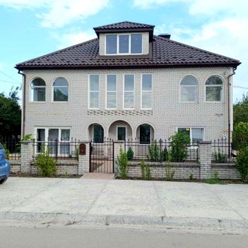 Здам однокімнатну квартиру в Броварах район Пекарня до зупинки 10хв.