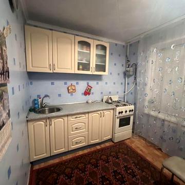 Продам 1 кімнатну квартиру .