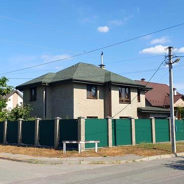 Продам готовий будинок з документами в центрі міста Буча!