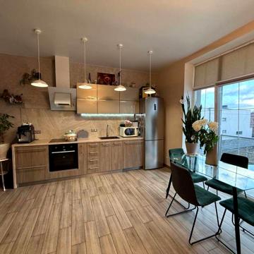 Продаж 2-к квартири в Петропавлівській Борщагівці