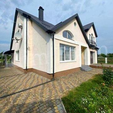 Продається розкішний будинок у мкр-ні Солонці