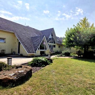 Будинок/Дача 340 м², 10 соток, Михайлівка-Рубежівка – відеоогляд!