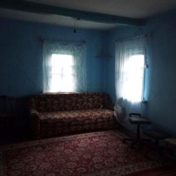 Продається будинок  з 35 сотками землі