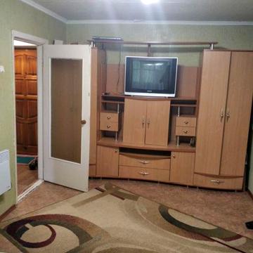 Продам 1к з автономним опаленням, гаражем та підвалом