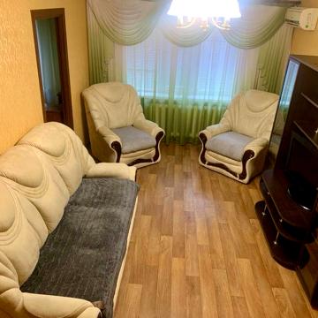 Від власника! Здається 3х кім. квартира  по Революційній