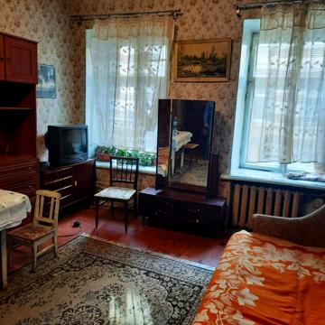Прохоровська вул., 26