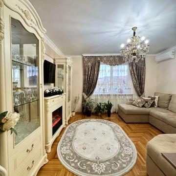 Продаж просторої 3 кімнатної квартири