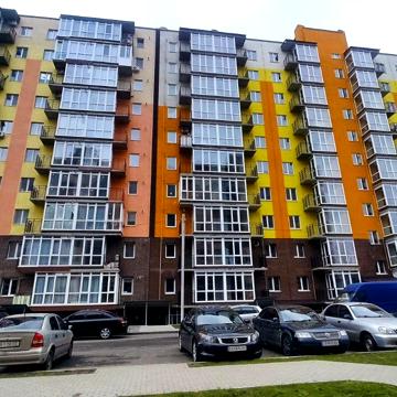 Любецька, 106 б