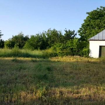 Продається ділянка з будинком!