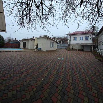 продам шикарный дом г.Мерефа. Р-н.ж/д вокзала
