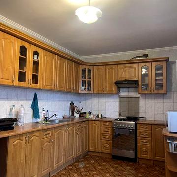 Продається 3-кімнатна квартира в Пасічні
