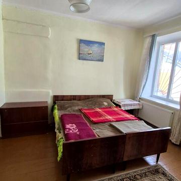 Довгострокова оренда 2к Квартира вул. Хлібна